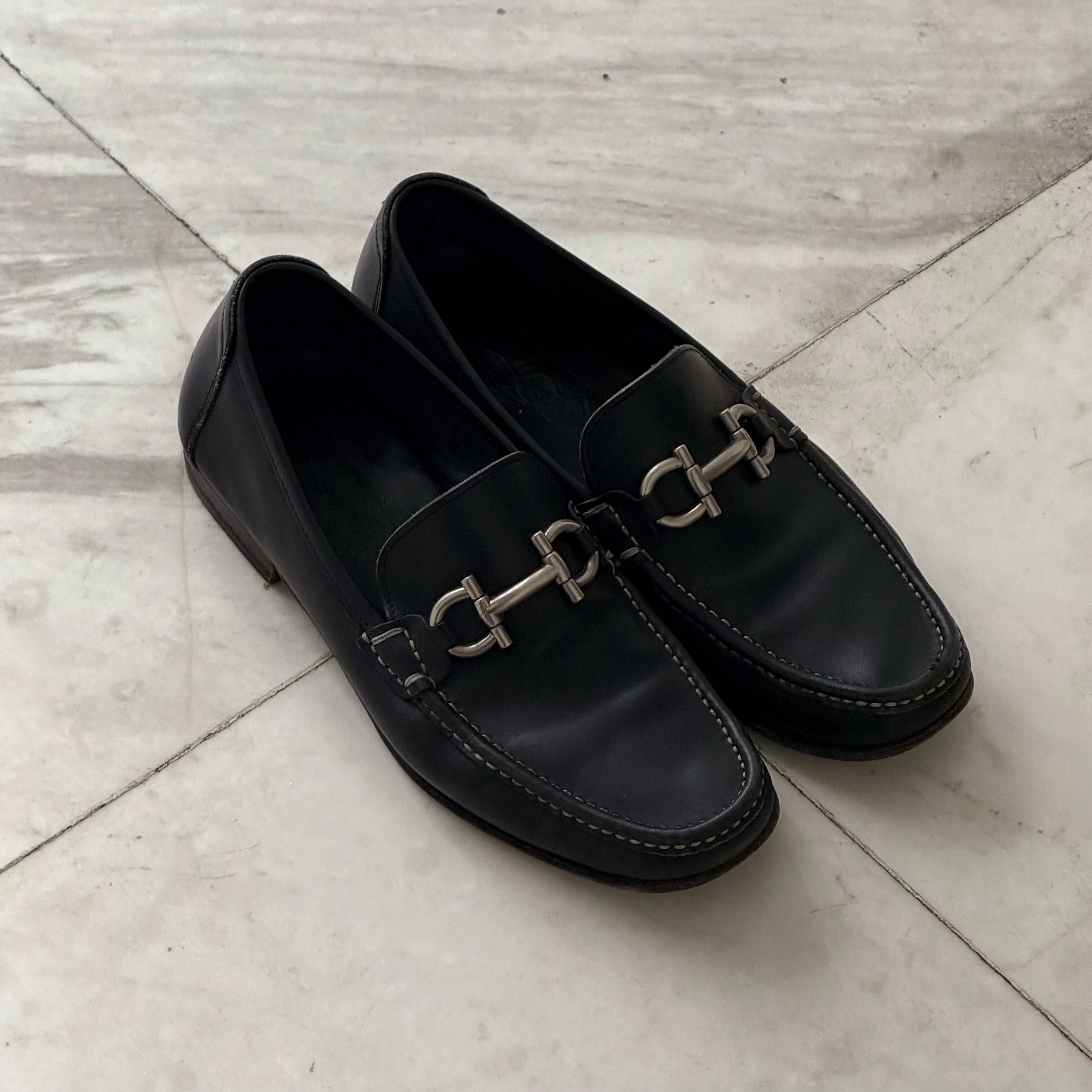 Ferragamo Loafers 9 US